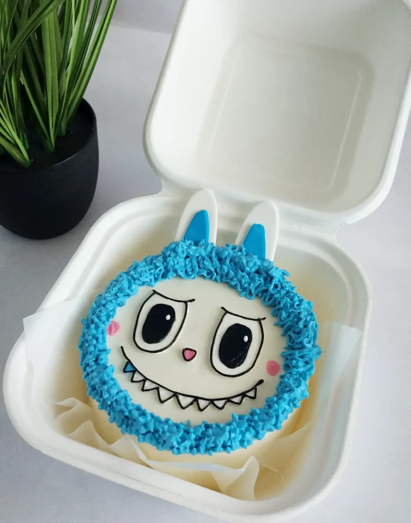 Бенто торт в виде Лабубу