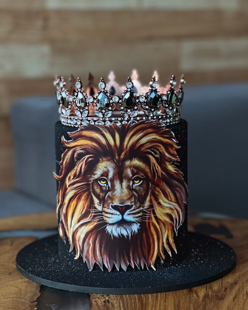 Торт для мужчины с короной