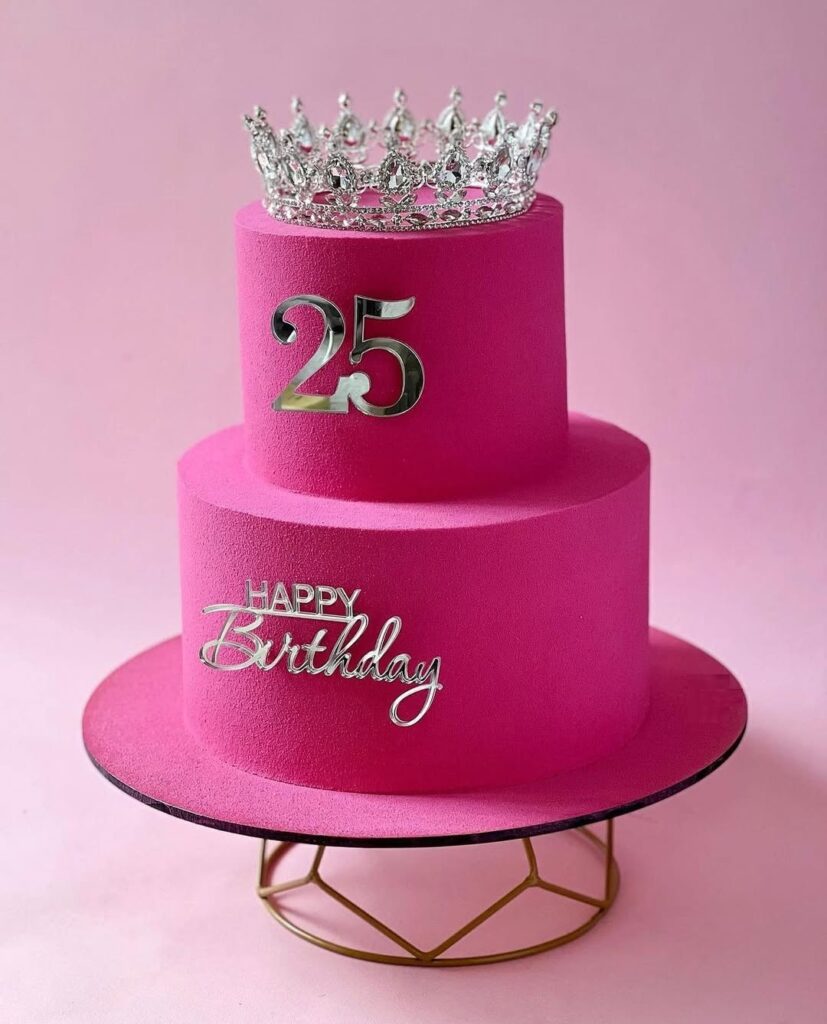 Торт с короной розовый два яруса