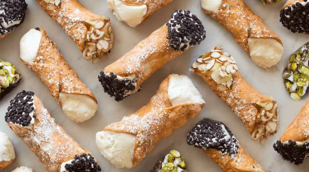 Канноли с разными начинками